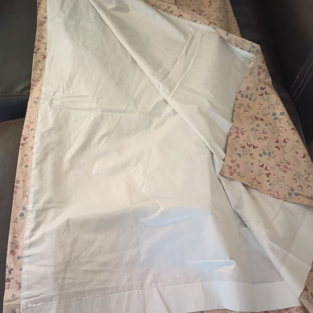Pinch Pleat Curtains 2 Panels Floral in Cream Background